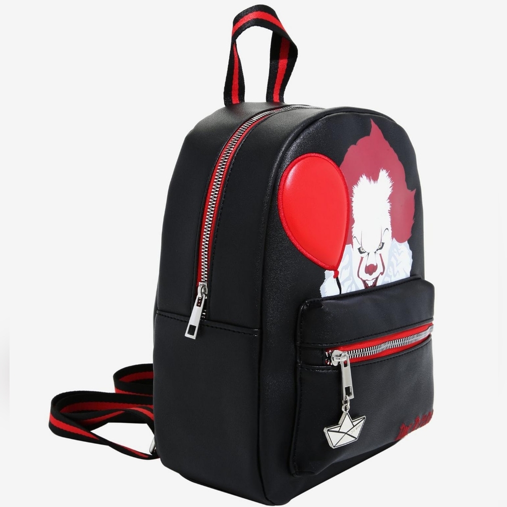 IT Chapter Two Pennywise Mini Backpack Bioworld - Picture 4 of 10